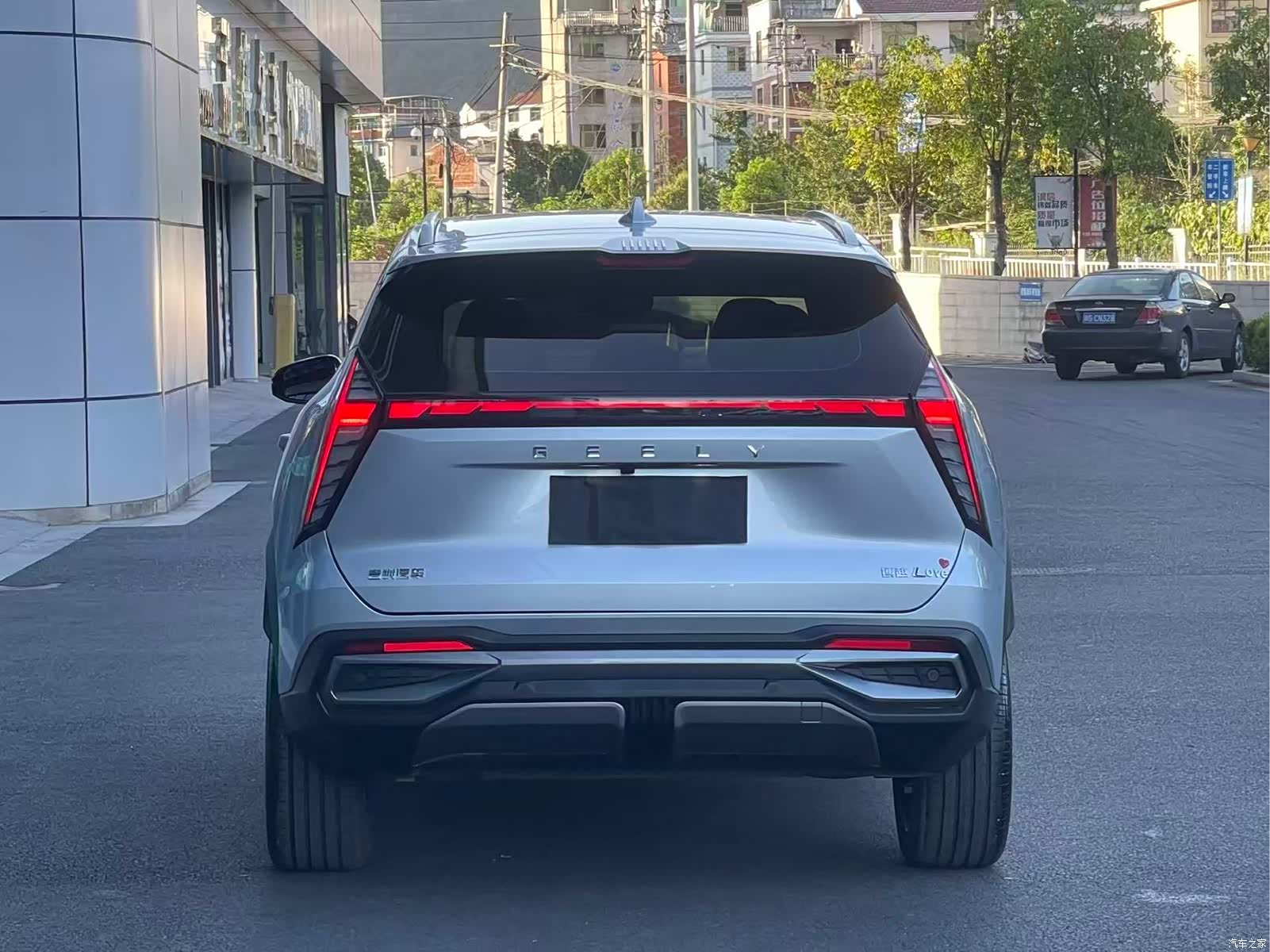 Geely Boyue, 2024 все фото