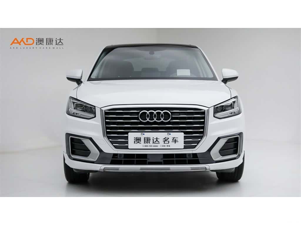 Audi Q2L, 2019 2