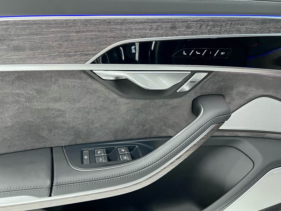 Audi A8 Audi A8