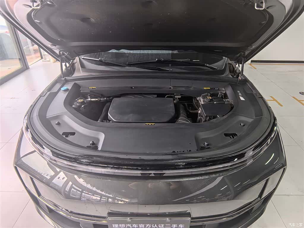 Li Auto L8, 2023 9