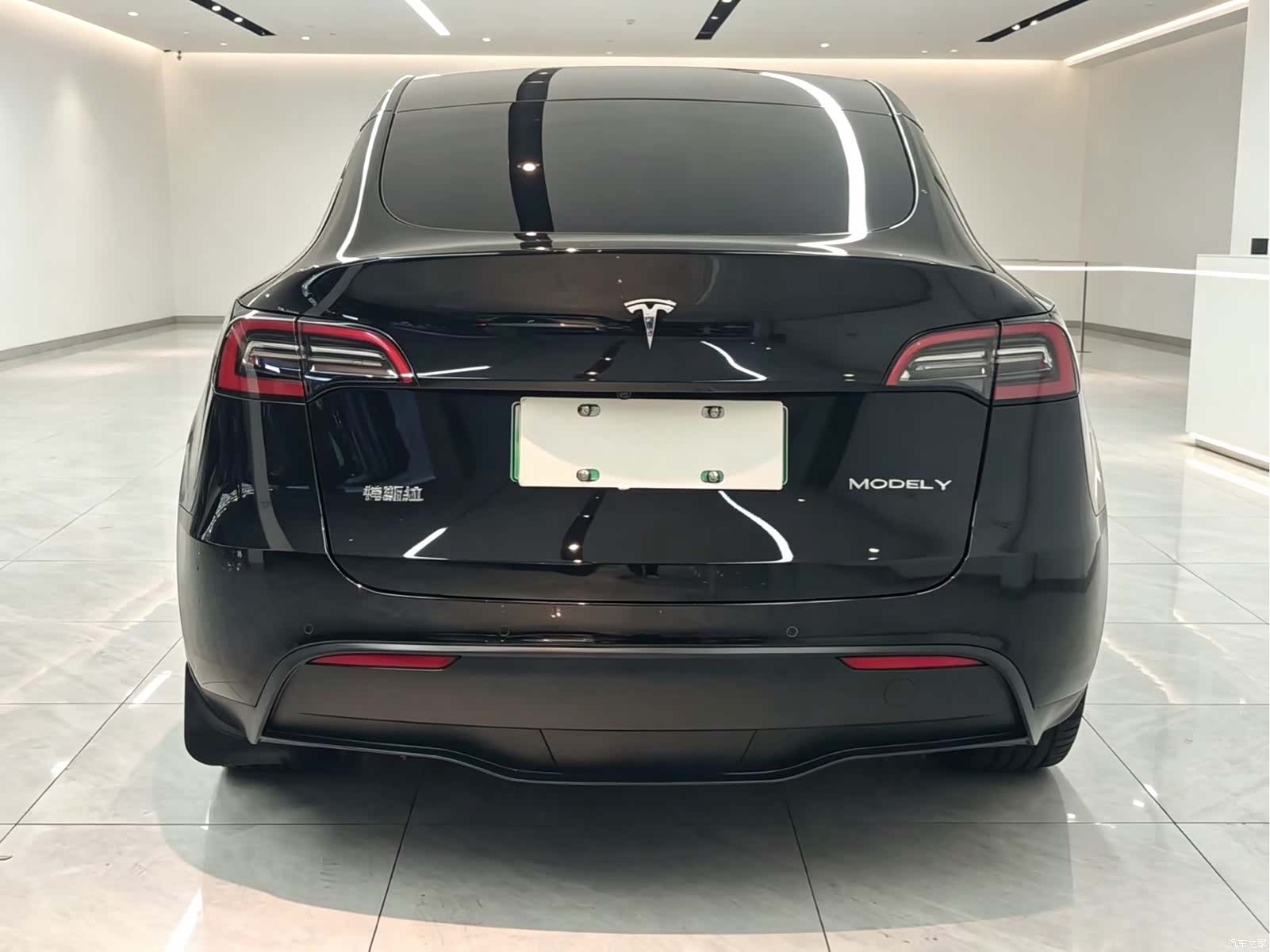 Tesla Model Y, 2023 8