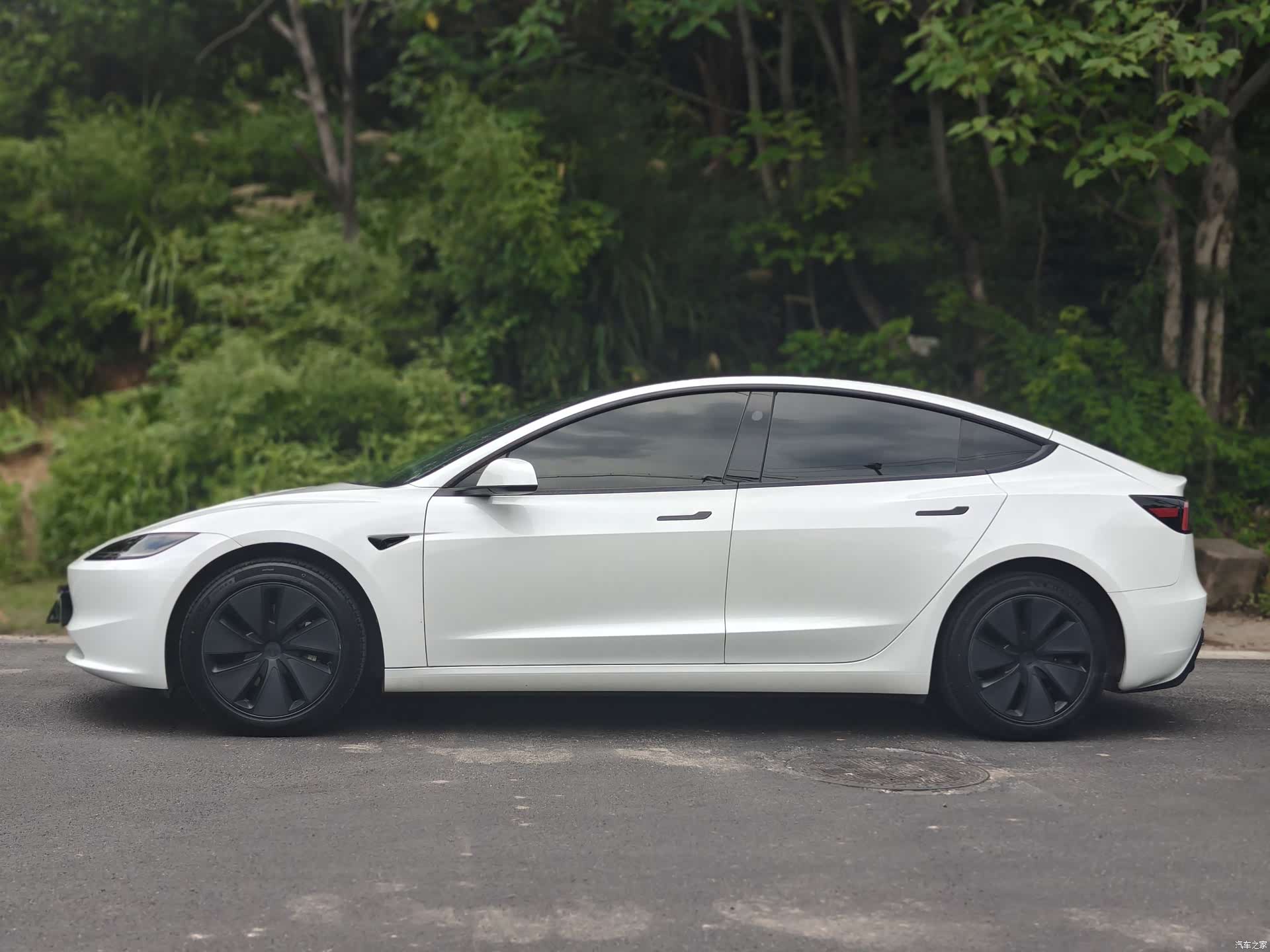 Tesla Model 3, 2024 3