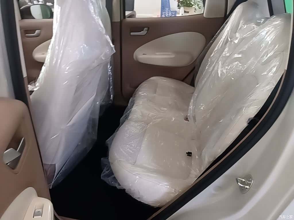 Wuling MINIEV, 2026 17