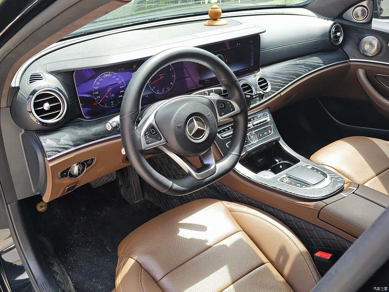 Mercedes-Benz E-Class, 2018 22