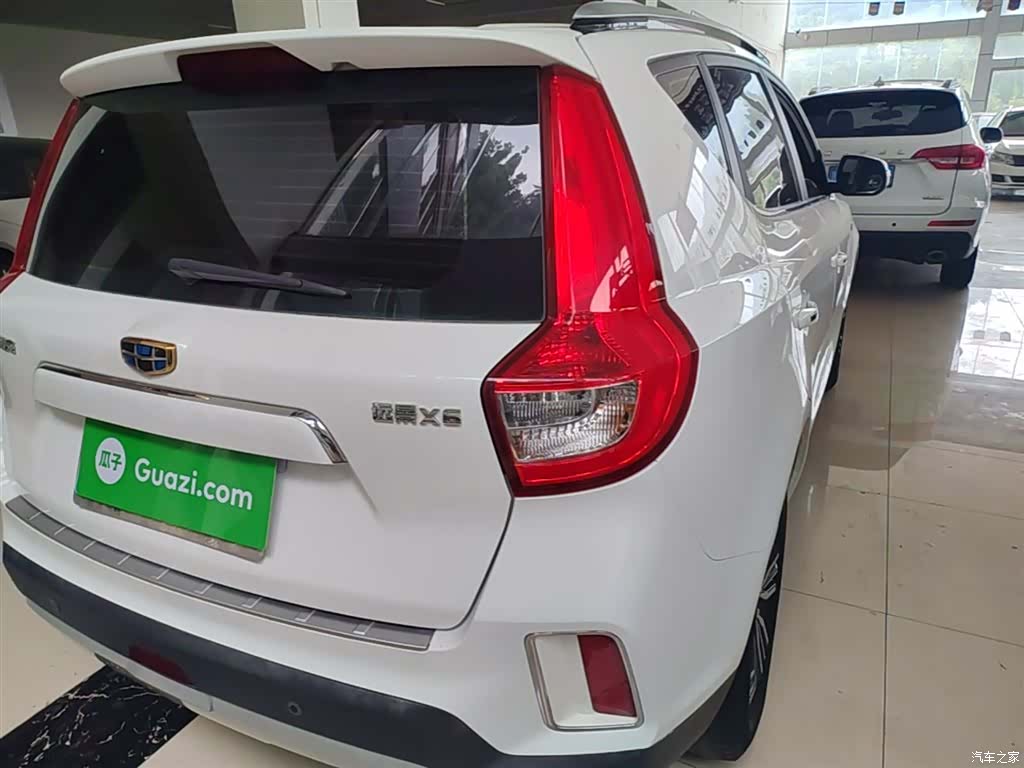 Geely X6, 2017 8