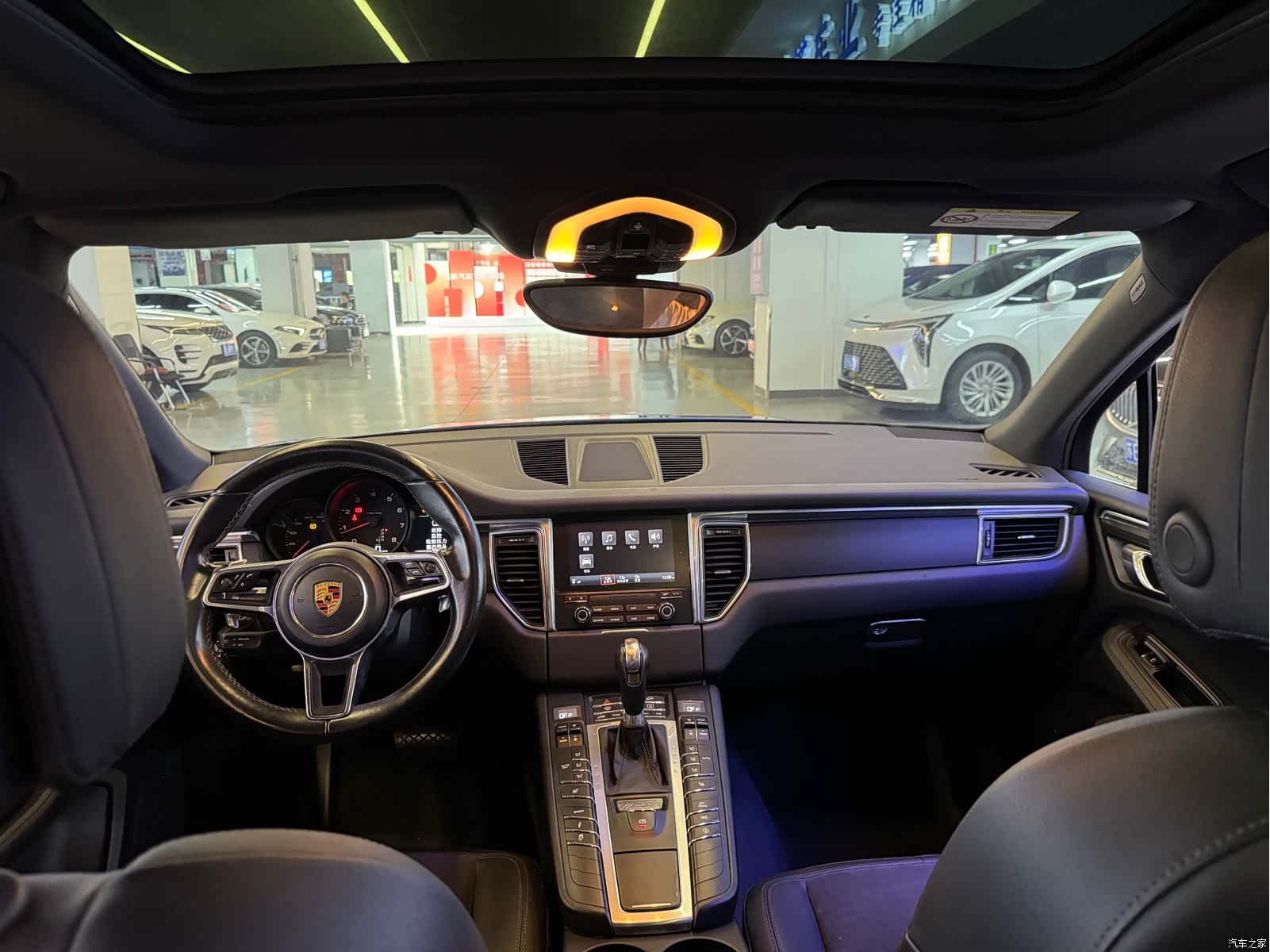 Porsche Macan, 2017 18