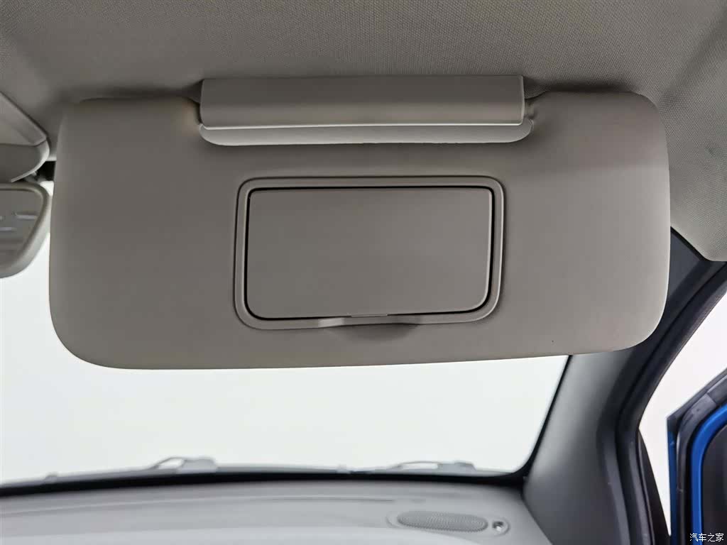 Wuling E100, 2019 15