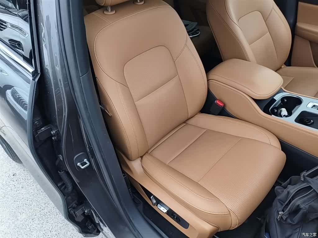 Li Auto ONE, 2022 25