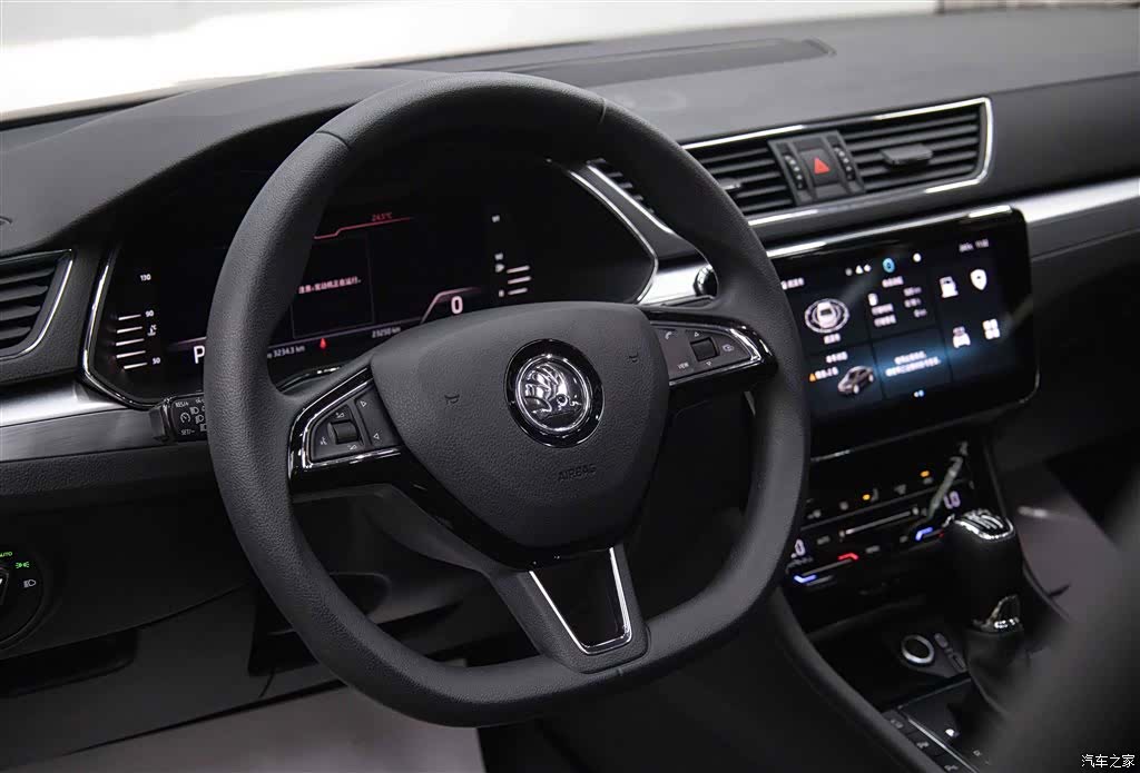 Skoda Superb, 2024 16