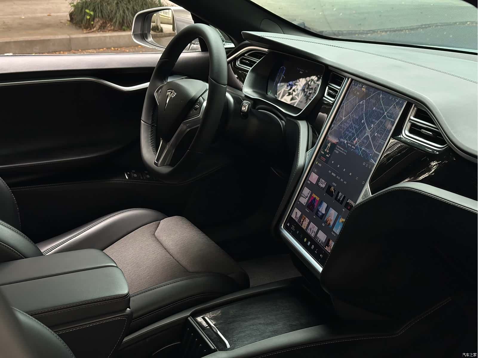 Tesla Model S, 2017 12
