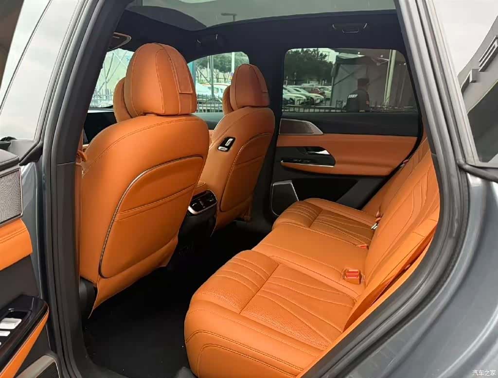 Xpeng G9, 2022 3