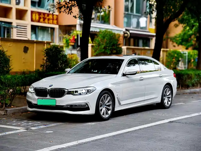 BMW 5 Series New Energy 2018 — купить из Китая под заказ