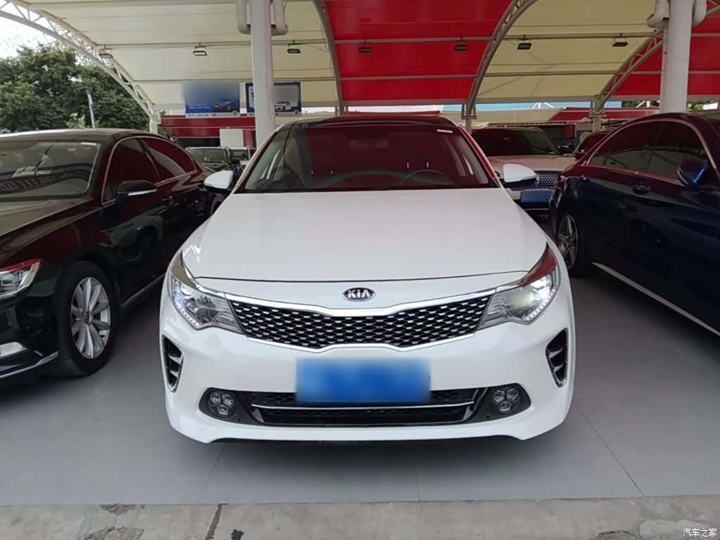 Kia K5, 2015 3