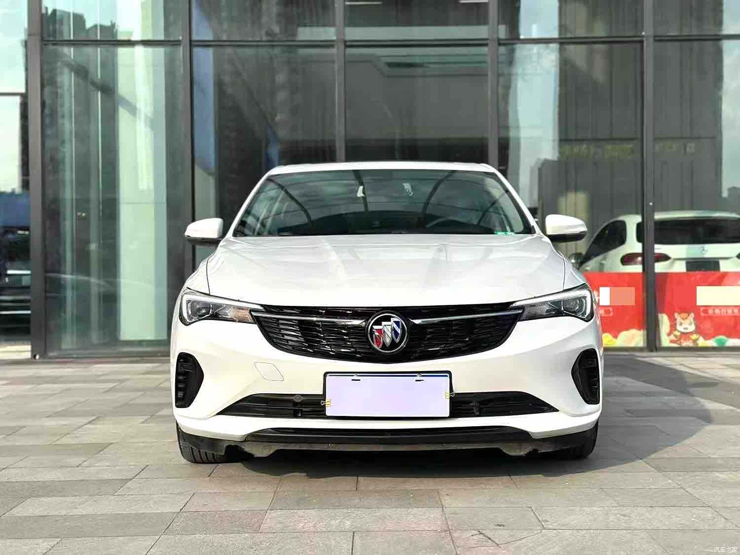Buick Verano, 2022 2