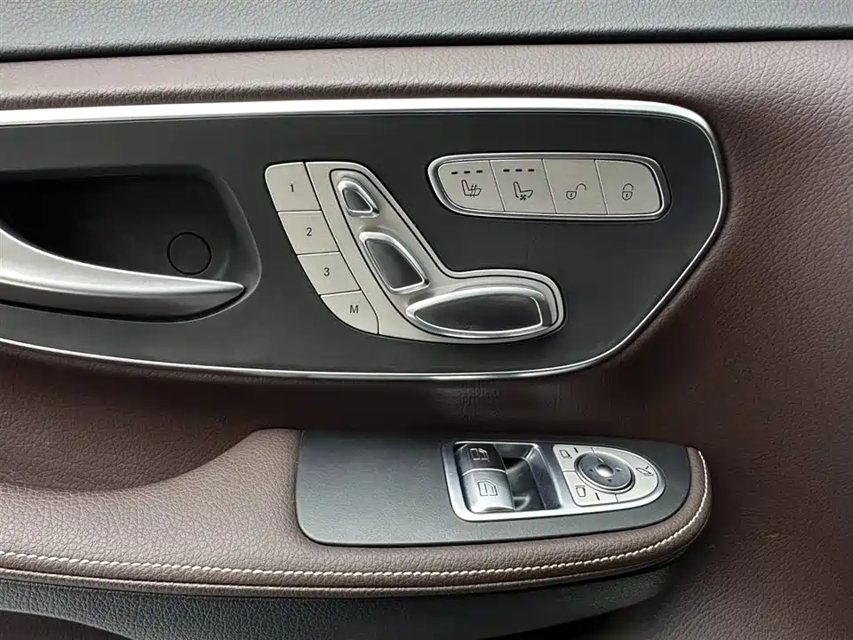 Mercedes-Benz V-class Mercedes-Benz V-class