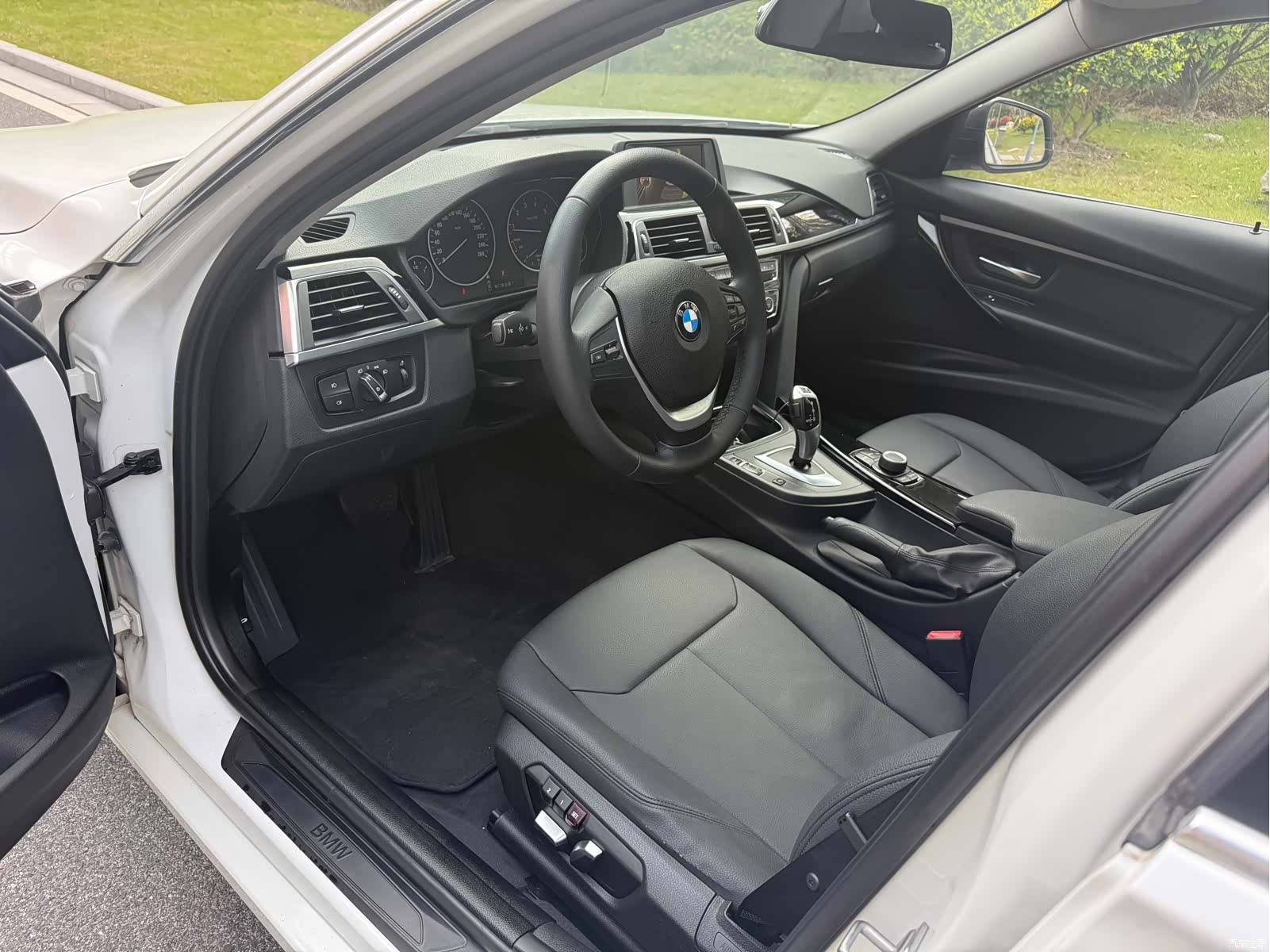 BMW 3 Series, 2016 9