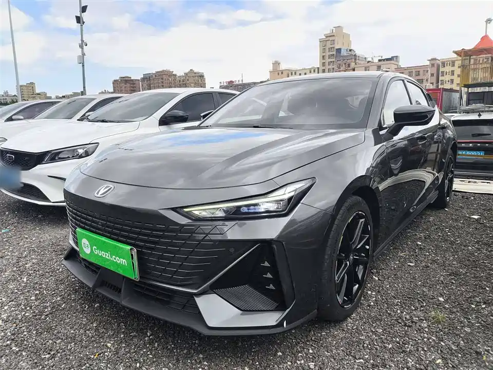 Changan UNI-V Smart iDD