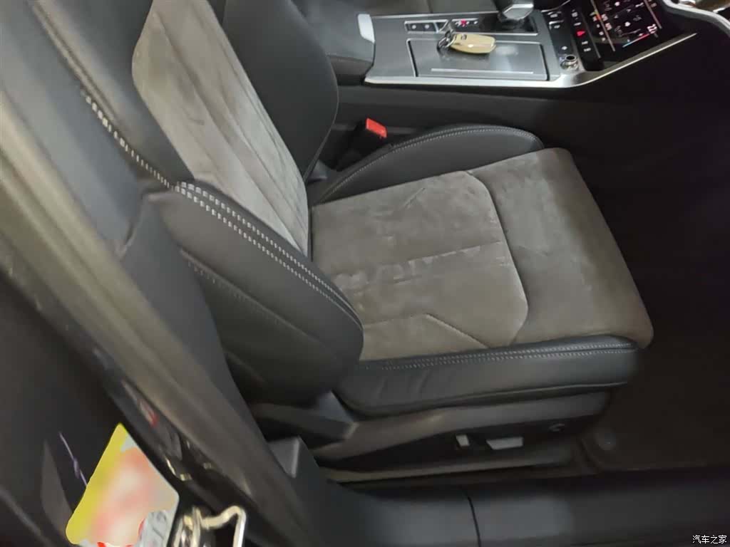Audi A6L, 2021 25