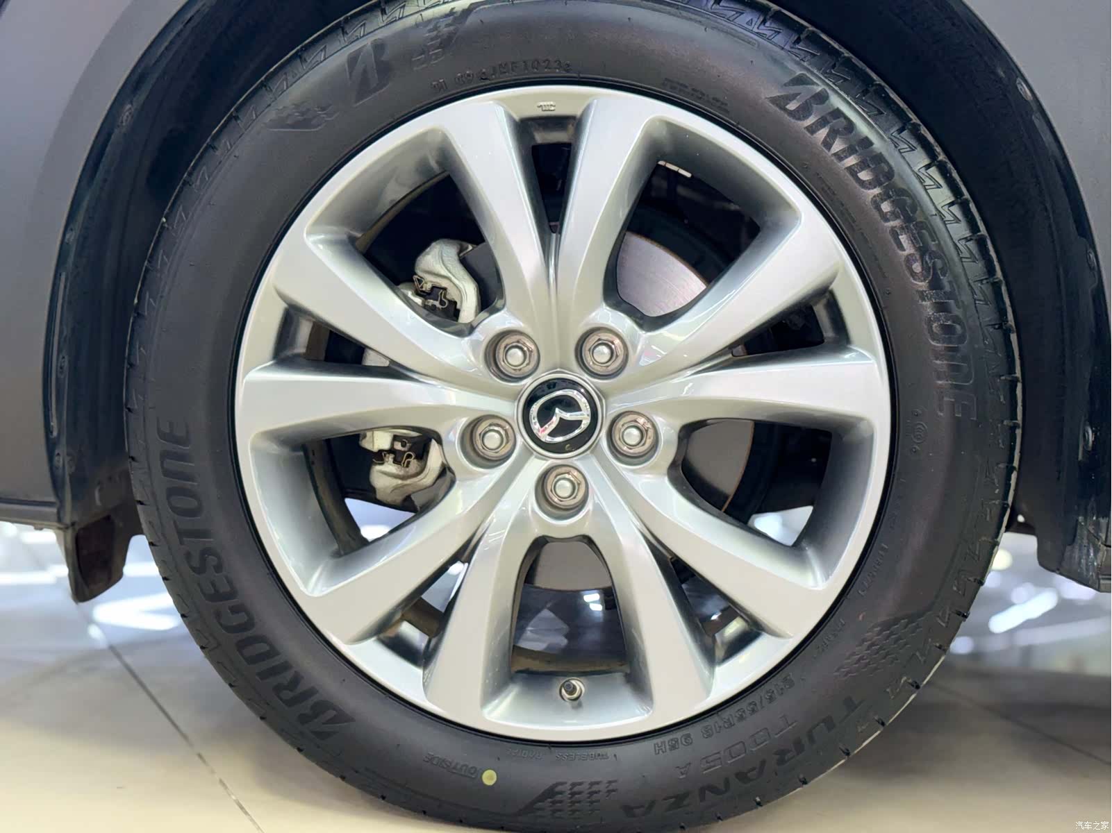 Mazda CX-30, 2024 22