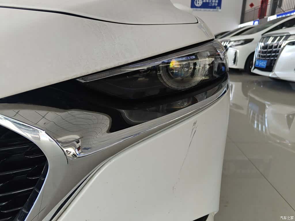 Mazda Mazda3, 2022 18