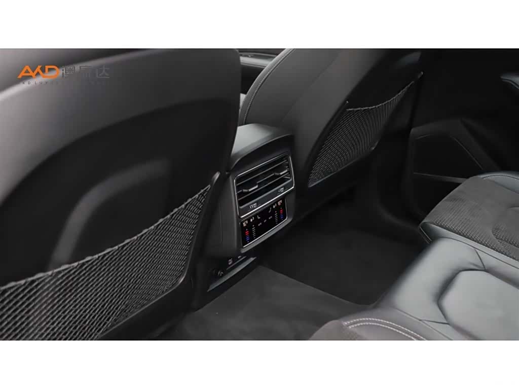 Audi Q8, 2021 9