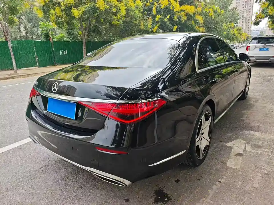Mercedes-Benz S-class Mercedes-Benz S-class