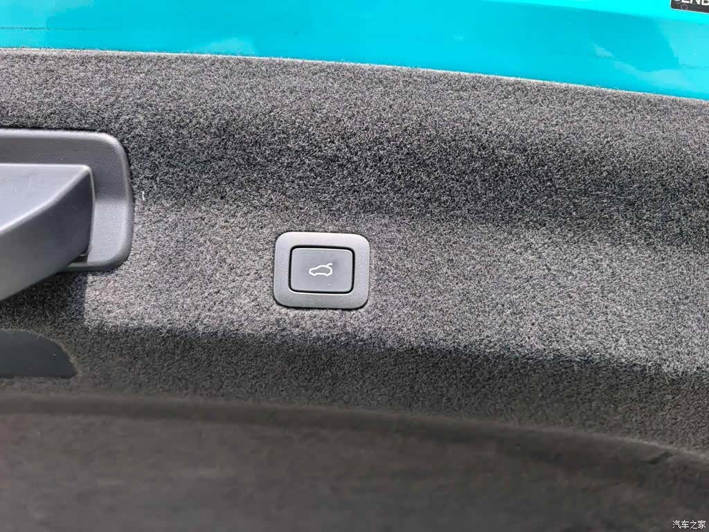 Xiaomi SU7, 2024 13