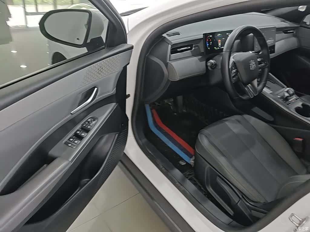BYD Qin, 2025 16