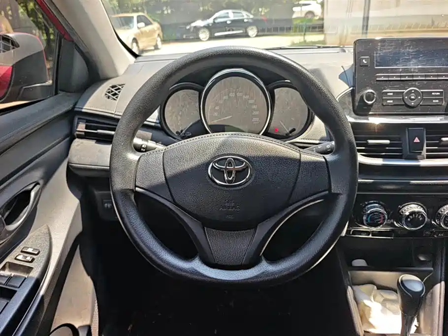 Toyota YARiS L Zhixuan