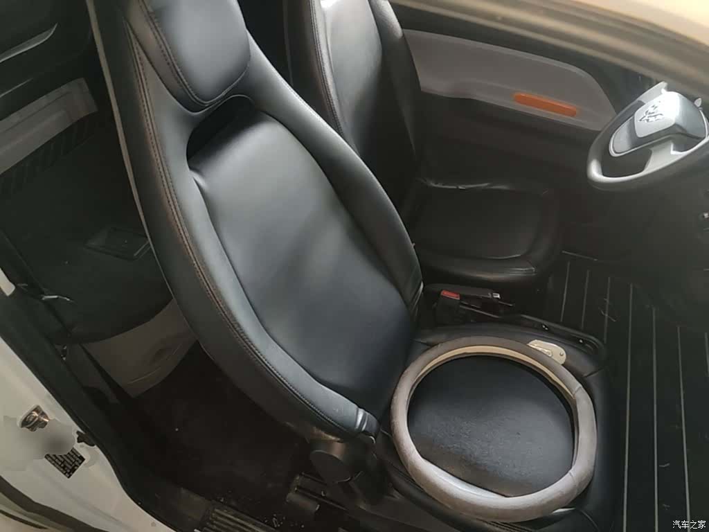Wuling MINIEV, 2020 25