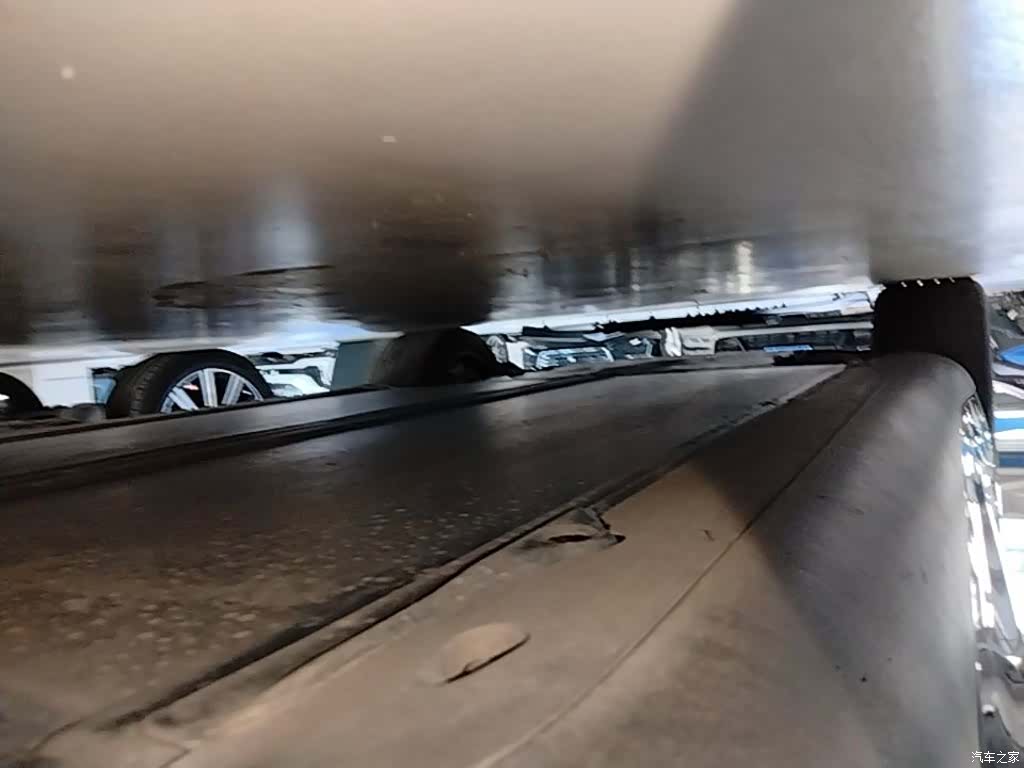 Tesla Model Y, 2024 22