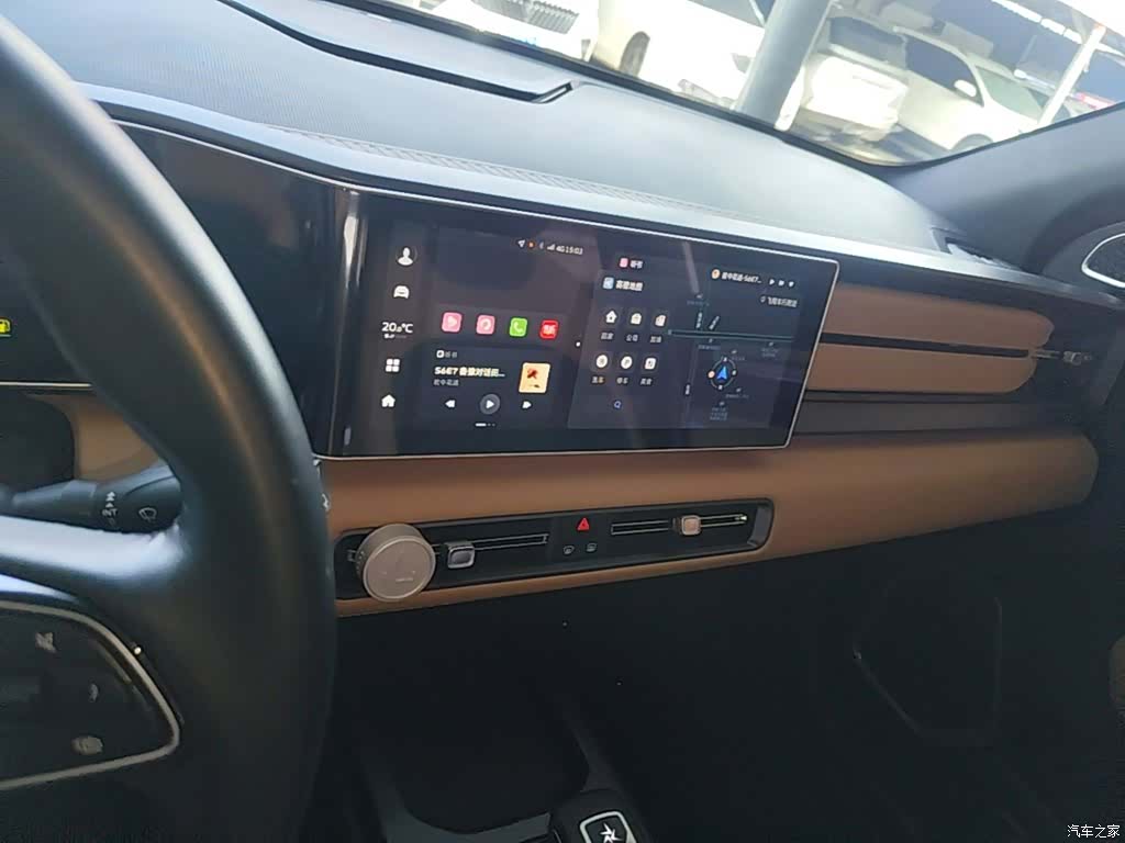 Geely Icon, 2022 13
