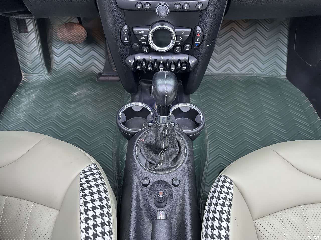 Mini Cooper, 2013 12