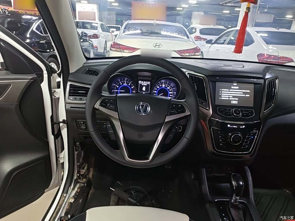 Changan CS35, 2017 11