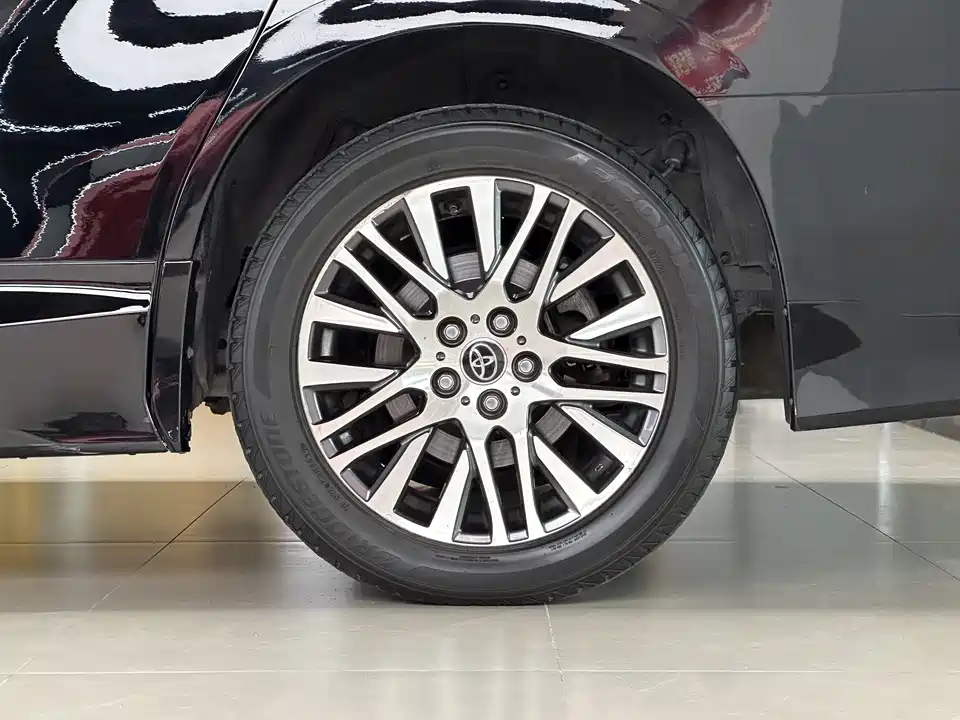 Toyota Elfa Toyota Elfa