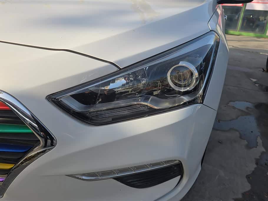 Hyundai Name picture