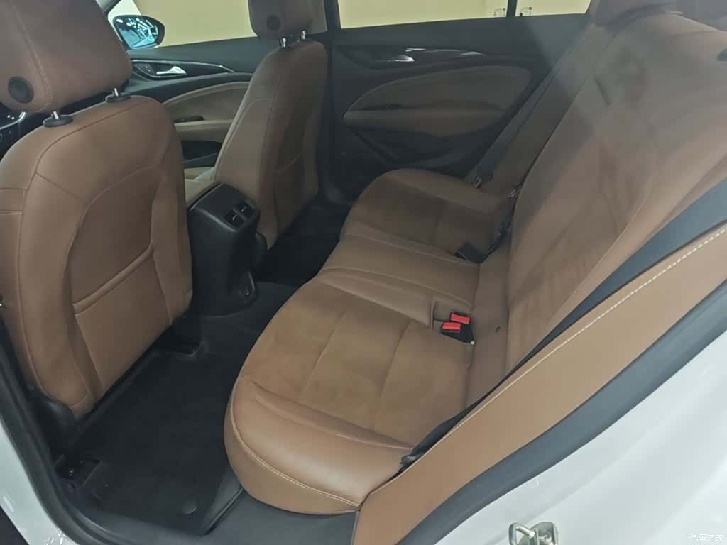 Buick Regal, 2018 17