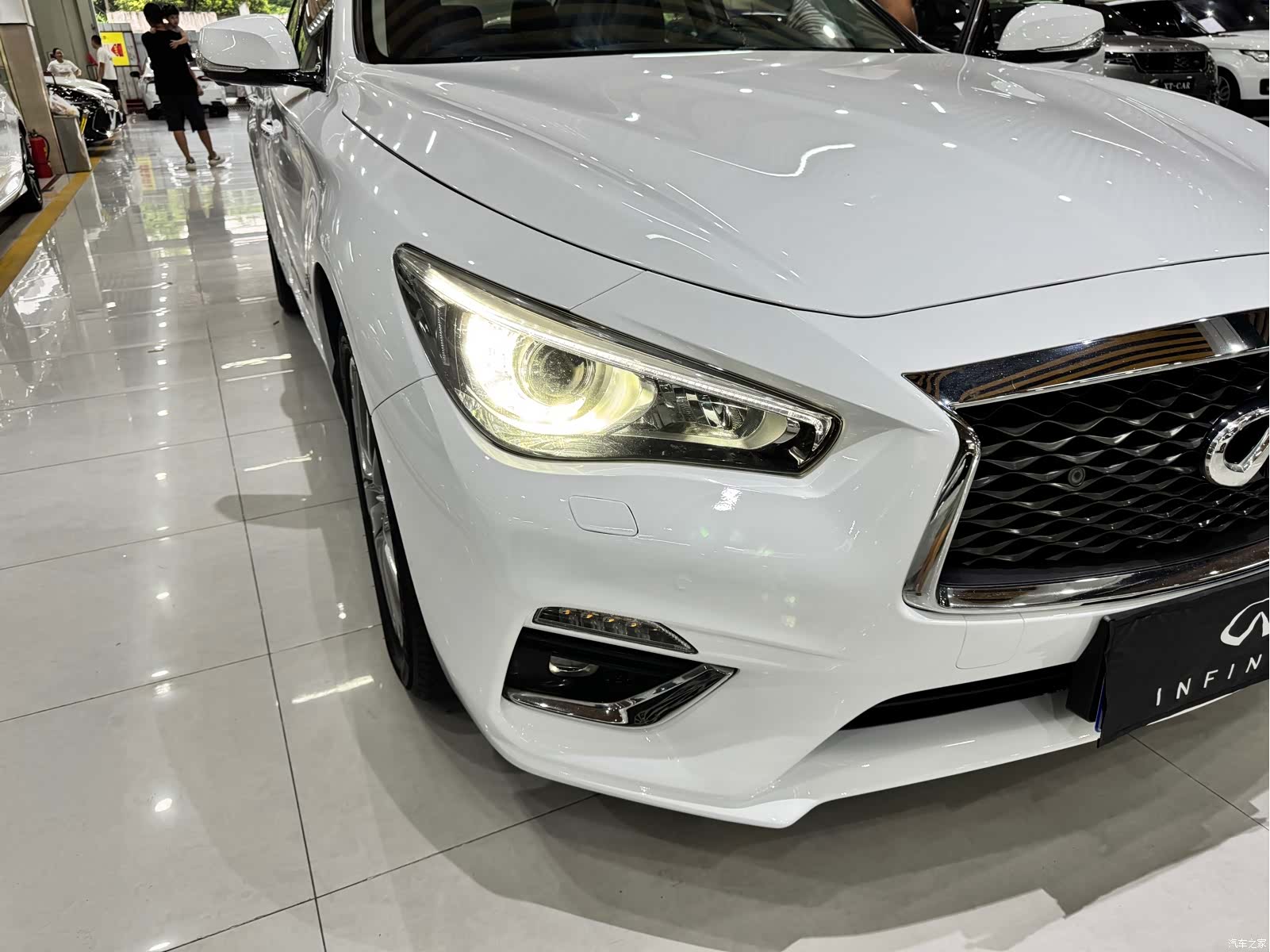 Infiniti Q50L, 2018 10