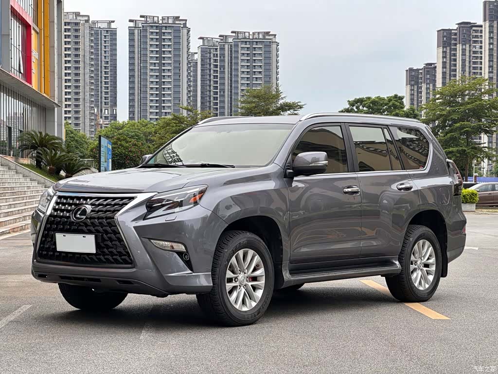 Lexus GX, 2020 1