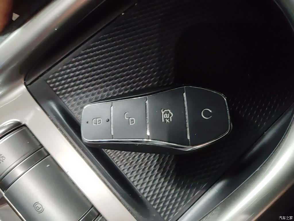 BYD Dolphin, 2023 9