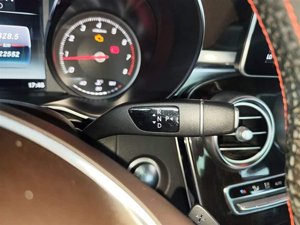 Mercedes-Benz GLC Mercedes-Benz GLC