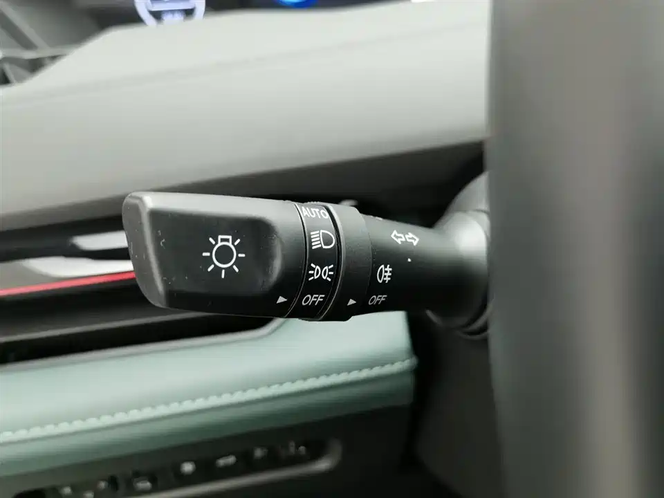 Changan UNI-V Smart iDD