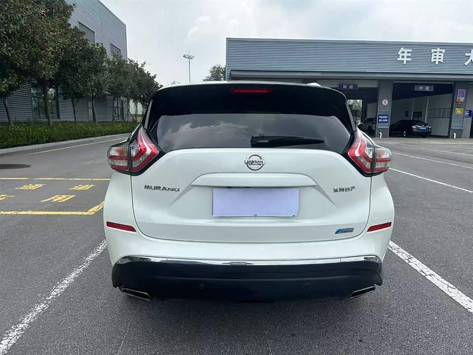 Nissan Loulan Nissan Loulan