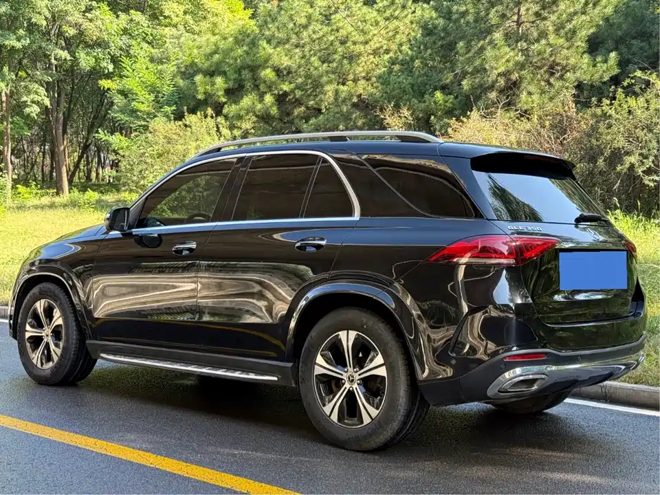 Mercedes-Benz GLE Mercedes-Benz GLE