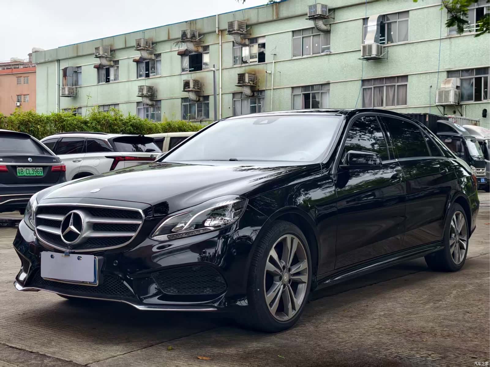 Mercedes-Benz E-Class, 2016 1