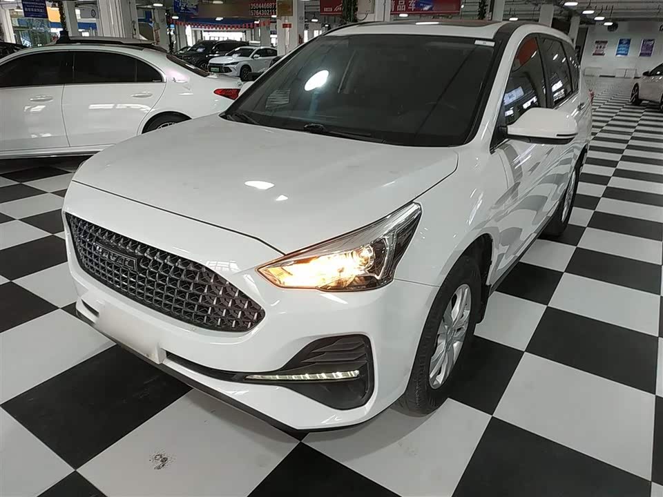 Haval M6
