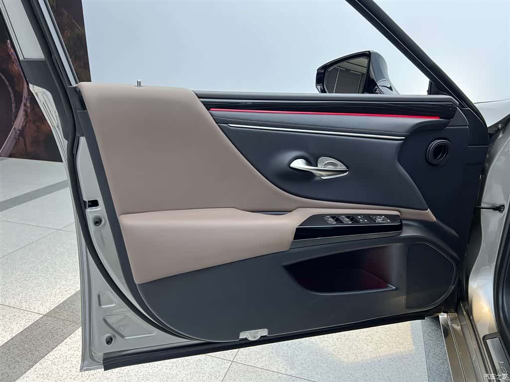 Lexus ES, 2023 30