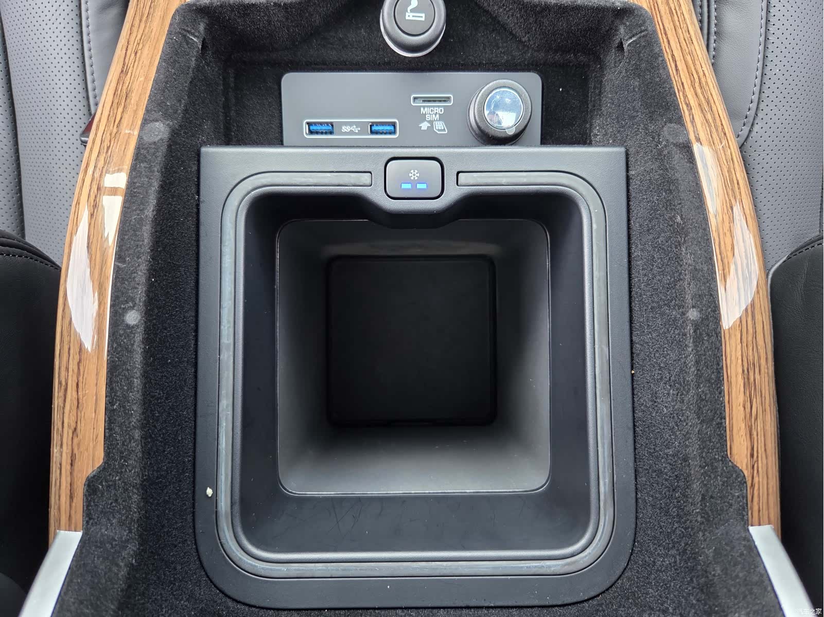 Land Rover Range Rover, 2019 15