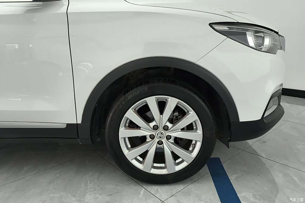 MG ZS, 2017 6