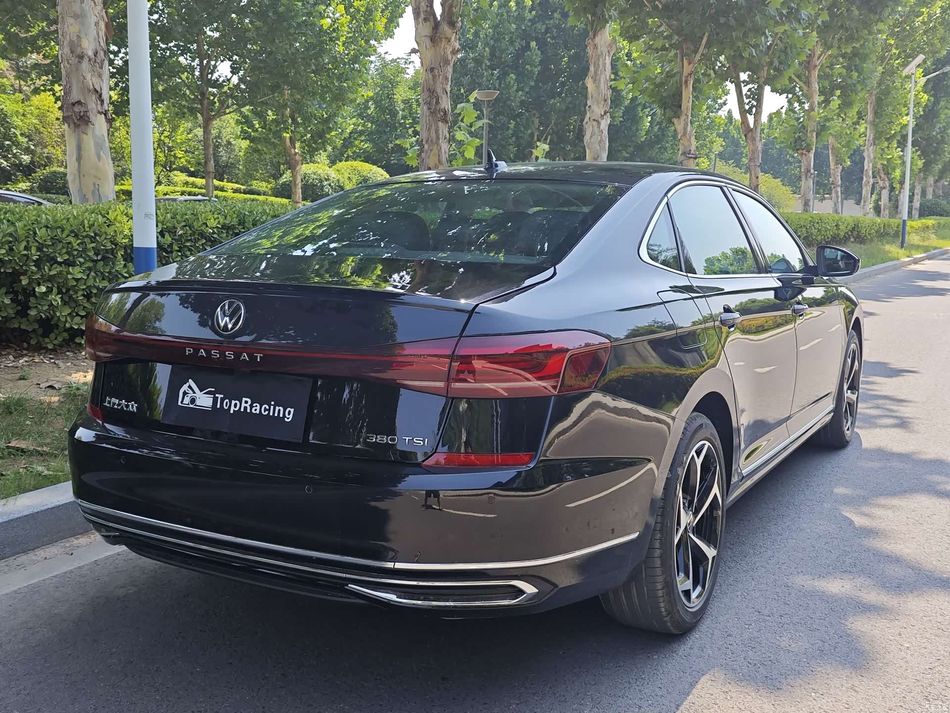 Volkswagen Passat, 2026 9